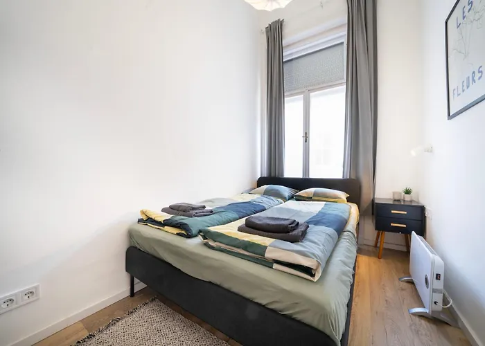 The Grove Hideaway Central 2Br Retreat